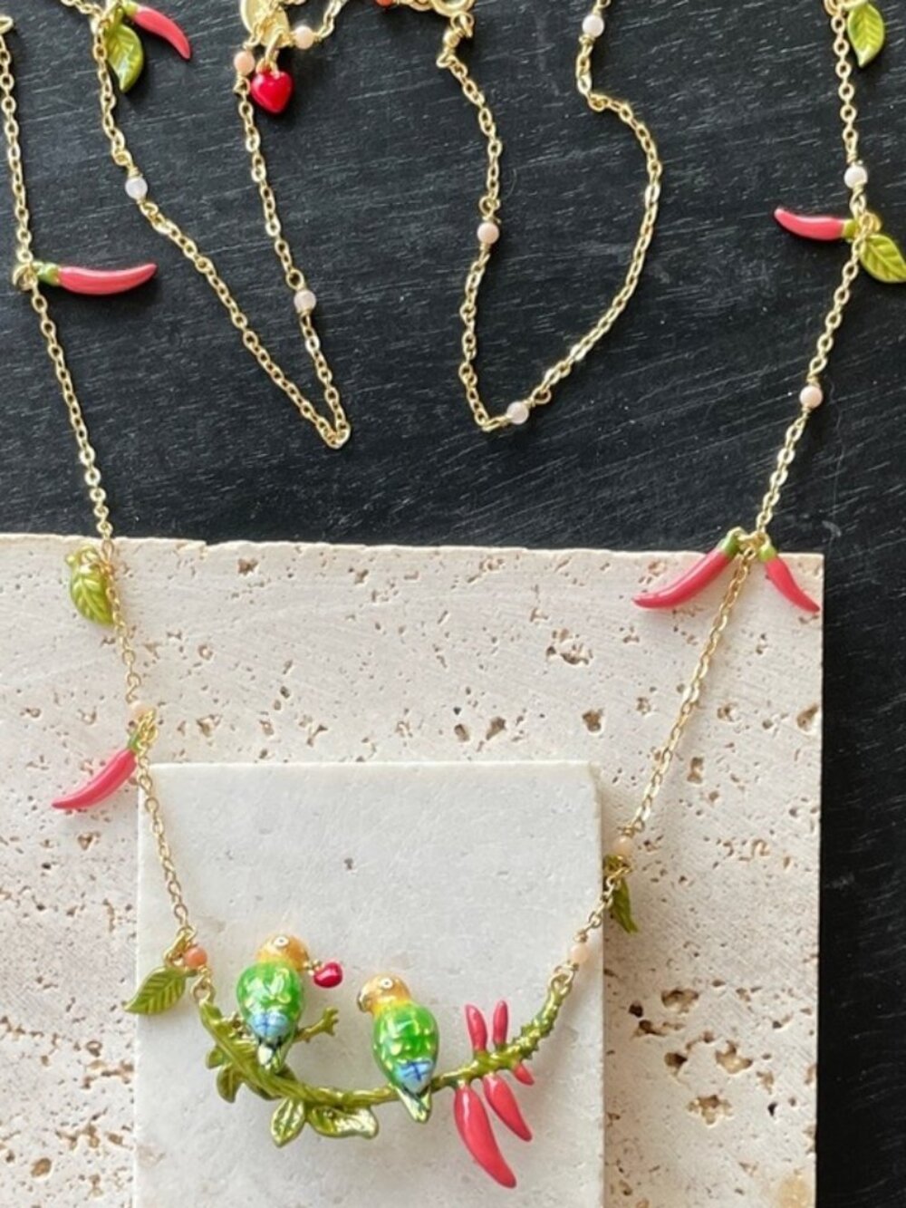 Les NEREIDES Charming Bird and Leaf Pendant Necklace
